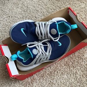 Nike Prestos